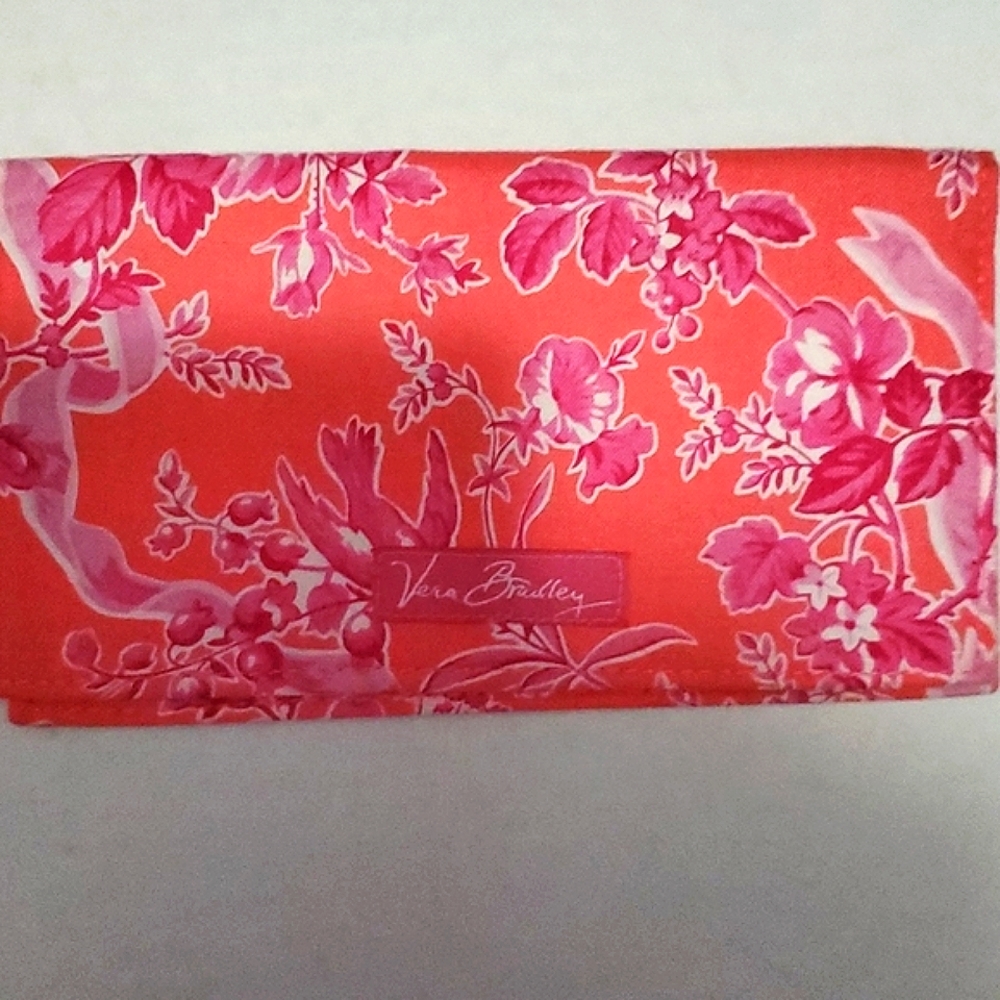 Vera Bradley pink salmon floral quilted crossbody bag - Picture 11 of 15
